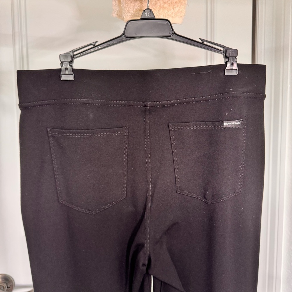 DKNY Jeans Pull-On Black Stretch Pants | Size L - Picture 4 of 4